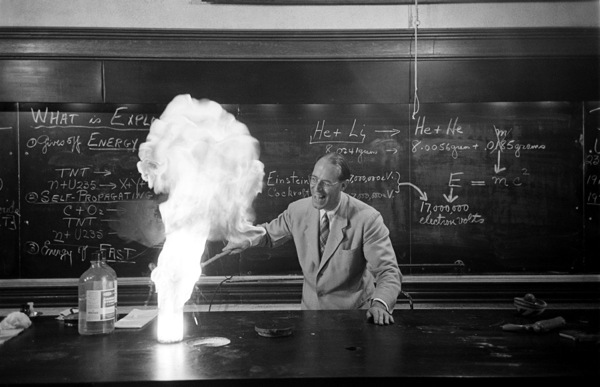 1953 photos of the chemistry teacher you wish you had / Boing Boing