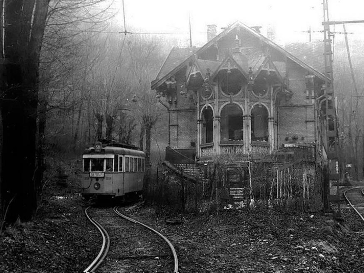 Hungarian trolley station