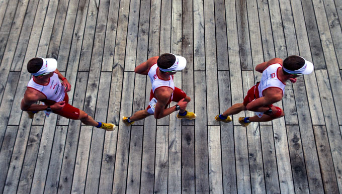"Three's a crowd" by Thomas Rousing, a photo shared in the Boing Boing Flickr Pool.