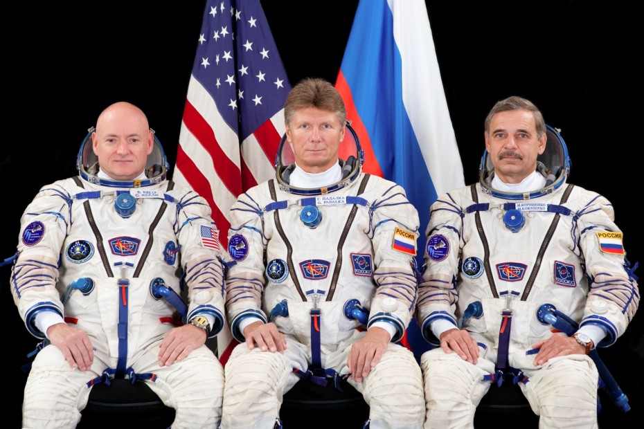 The prime crew members for ISS Expedition 43. L-R: Flight Engineers Scott Kelly of NASA, Gennady Padalka and Mikhail Kornienko of Roscosmos. Kelly and Kornienko will be spending an entire year in space on board the ISS. Image: Roscosmos/GCTC