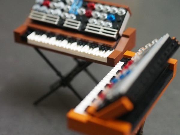 minimoog-lego8.jpg