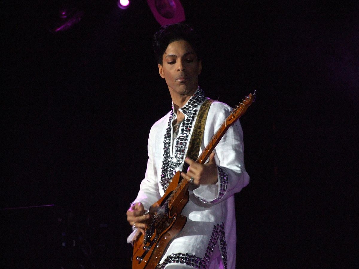 1200px-Prince_at_Coachella.jpg