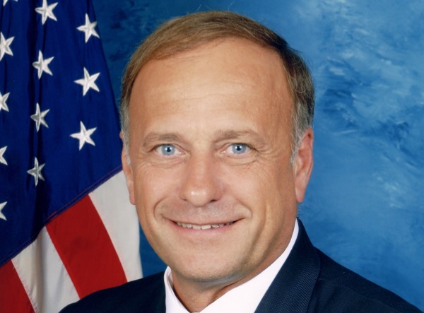 Steve_King,_official_Congressional_photo_portrait