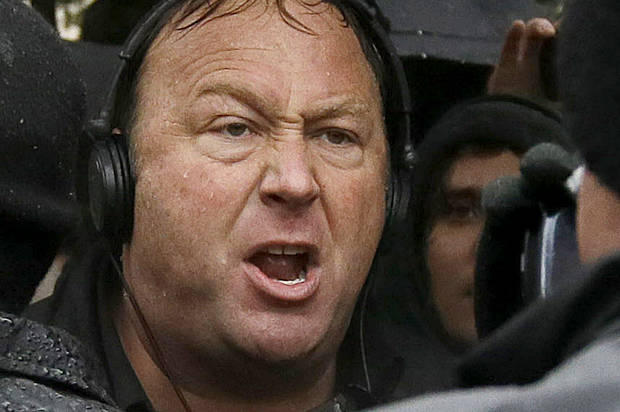 alex_jones2-620x412.jpg