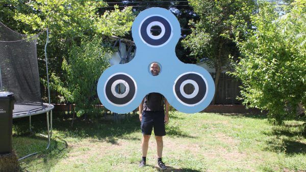 final_fidget_spinner_costume-600x339.jpg