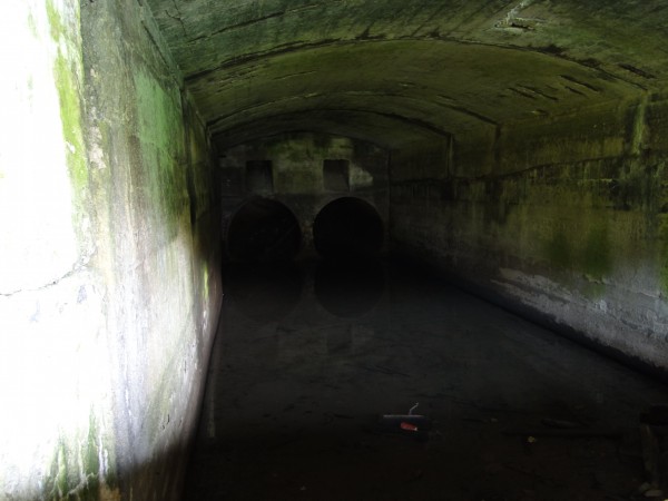 Hiking an abandoned hydroelectric power plant at Niagara Falls / Boing ...