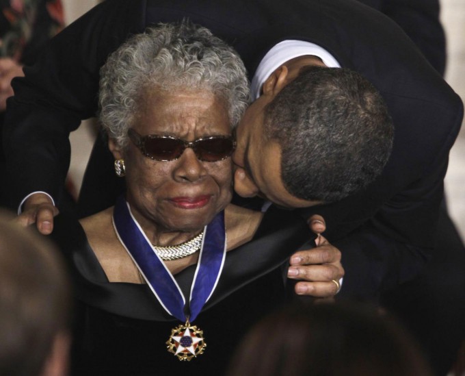 Maya Angelou receives a Medal of Freedom from U.S. President Barack Obama at the White House in Washington, February 15, 2011. (REUTERS/Larry Downing)