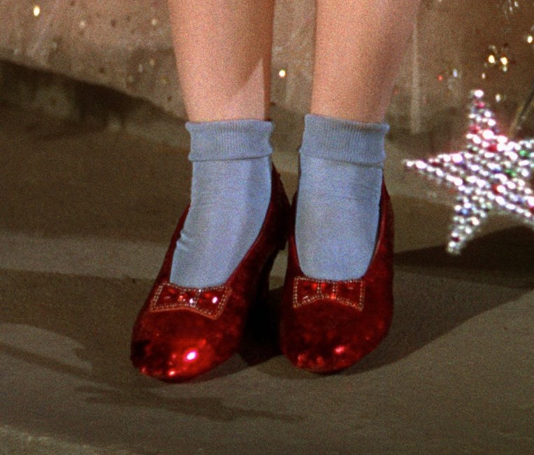 Reward Of 1 Million For Dorothys Stolen Ruby Slippers Boing Boing 8021