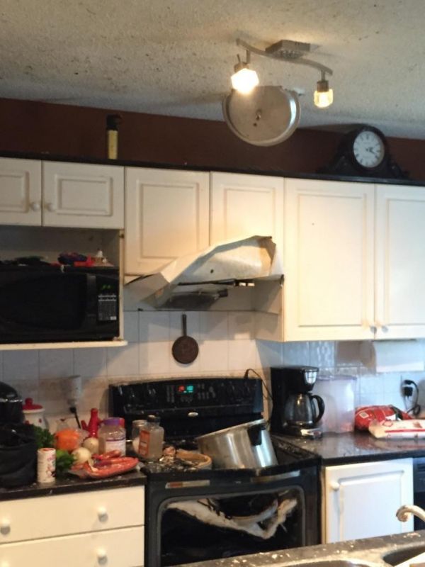 Photo of a kitchen damaged by a pressure cooker explosion / Boing Boing