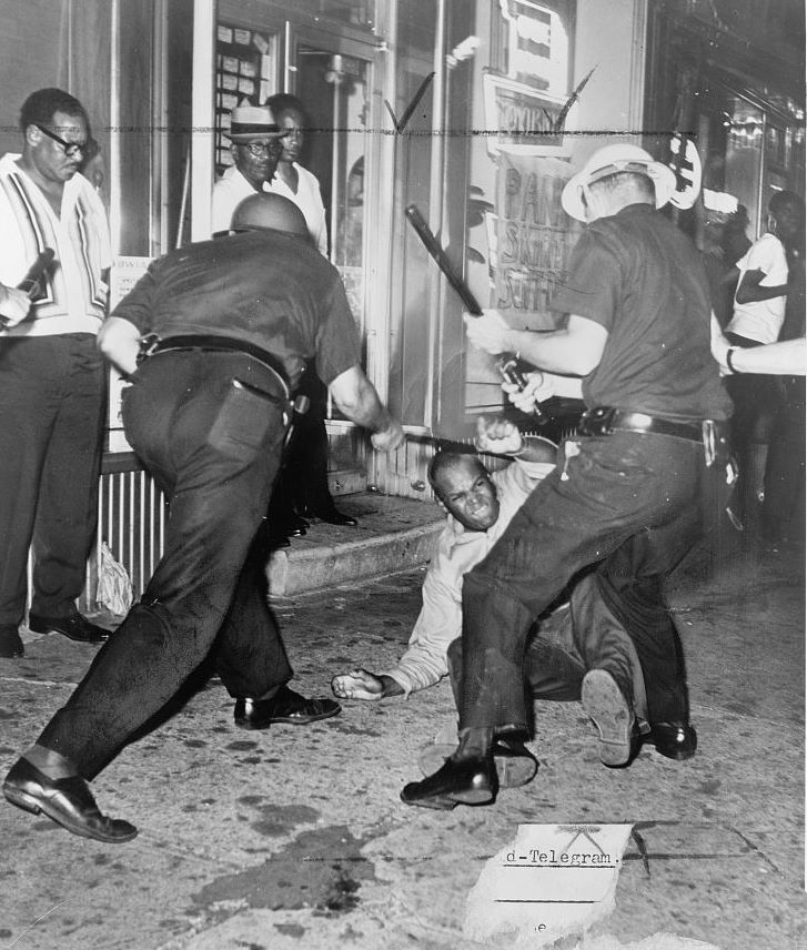 Harlem_riots_-_1964