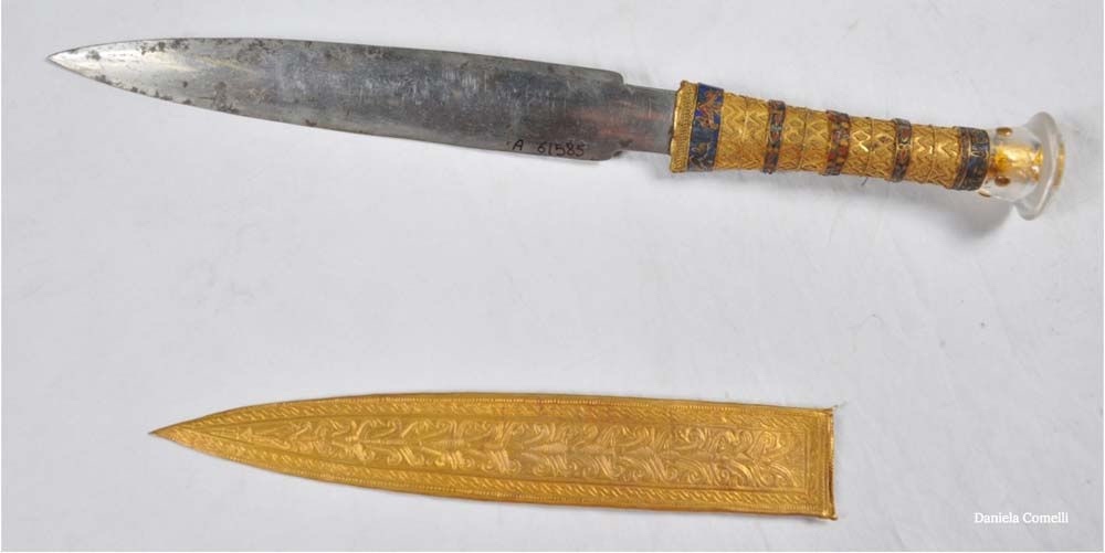 king-tut-dagger-meteorite