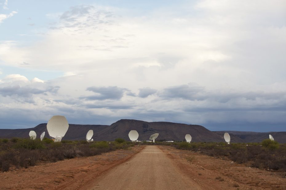 The MeerKAT radio telescope. Photo: SKA South Africa.