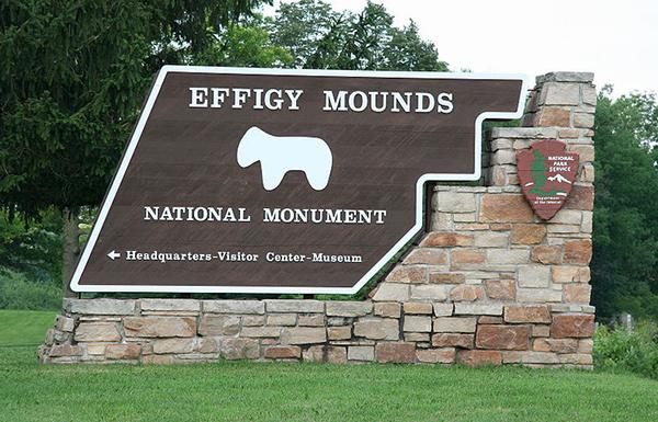 effigy-mounds-national-monument-sign