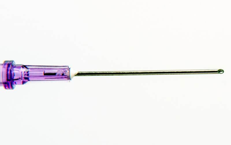 syringe-with-a-needle-1467187507i4q