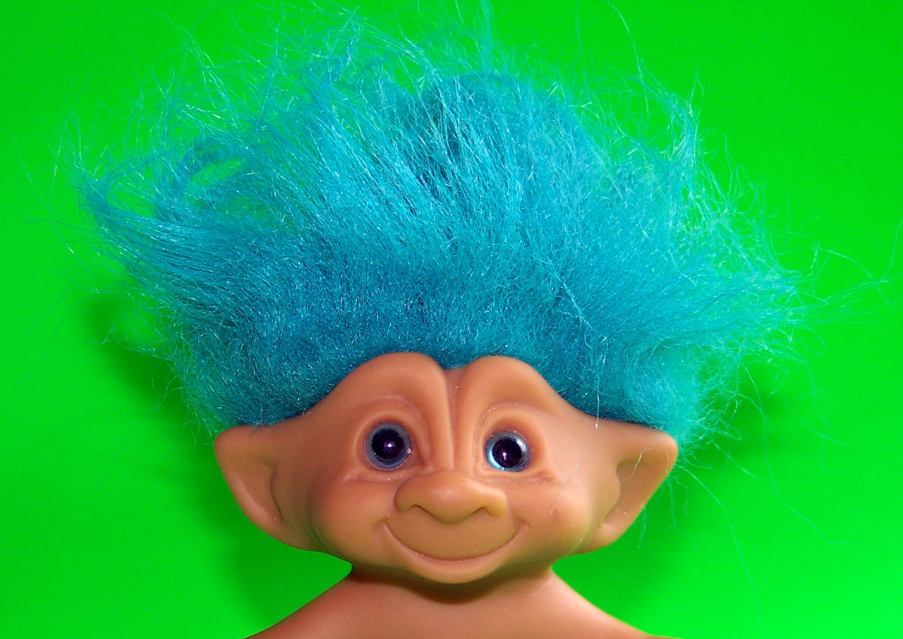 blue-haired-troll