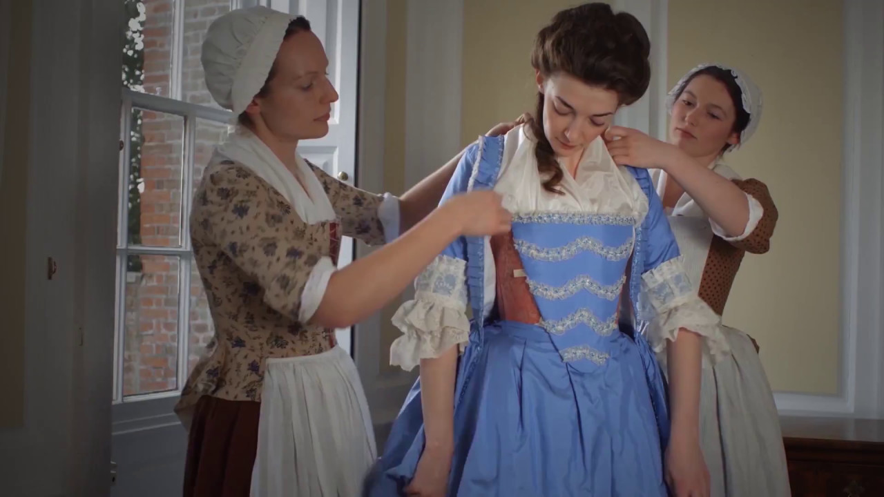 Womens dress in the 18th century