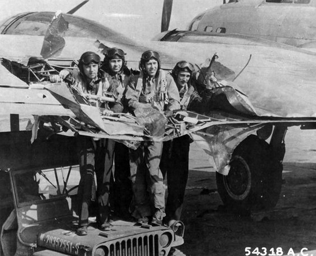 b17-damage-wings.jpg