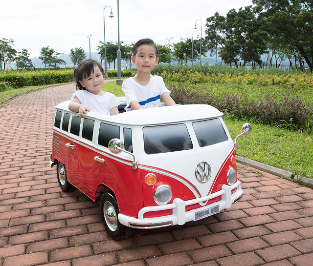 VW-camper-van-for-kids-electric-1.jpg