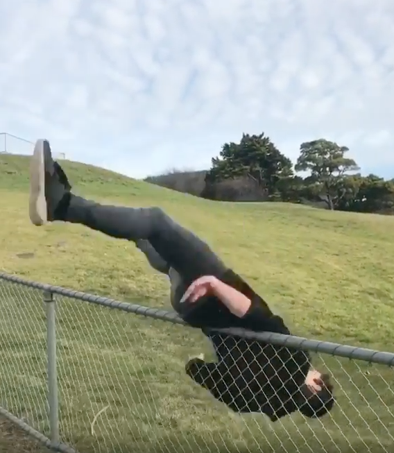 How to get over a fence like a boss, and also not / Boing Boing