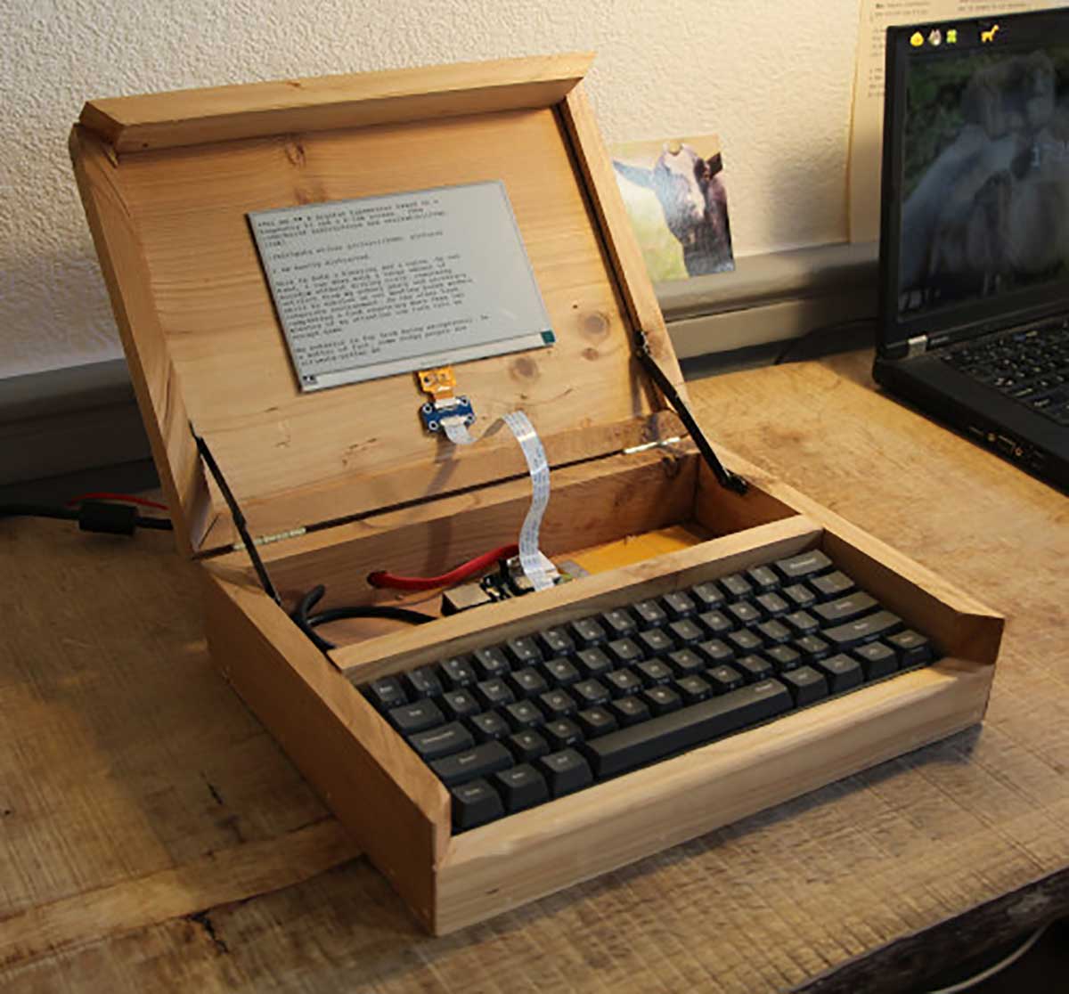 how-to-make-your-own-distraction-free-digital-typewriter-boing-boing