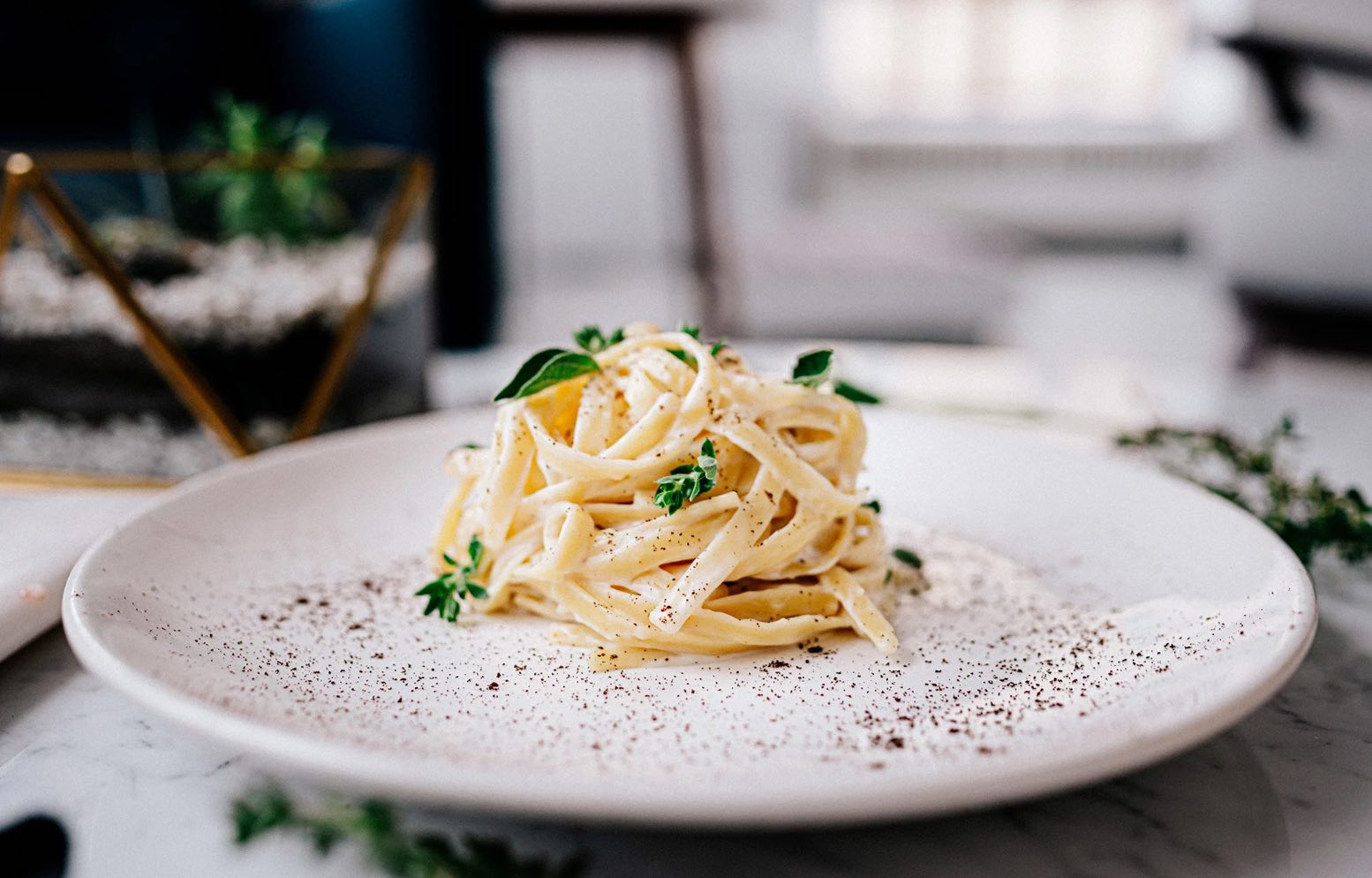 Cheap Frozen Dinners Styled And Photographed As Dishes From Five Star 