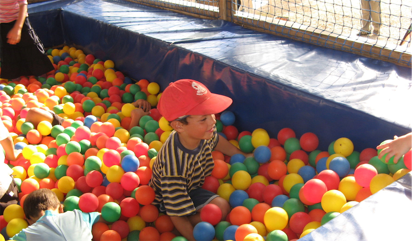 children's play ball pit