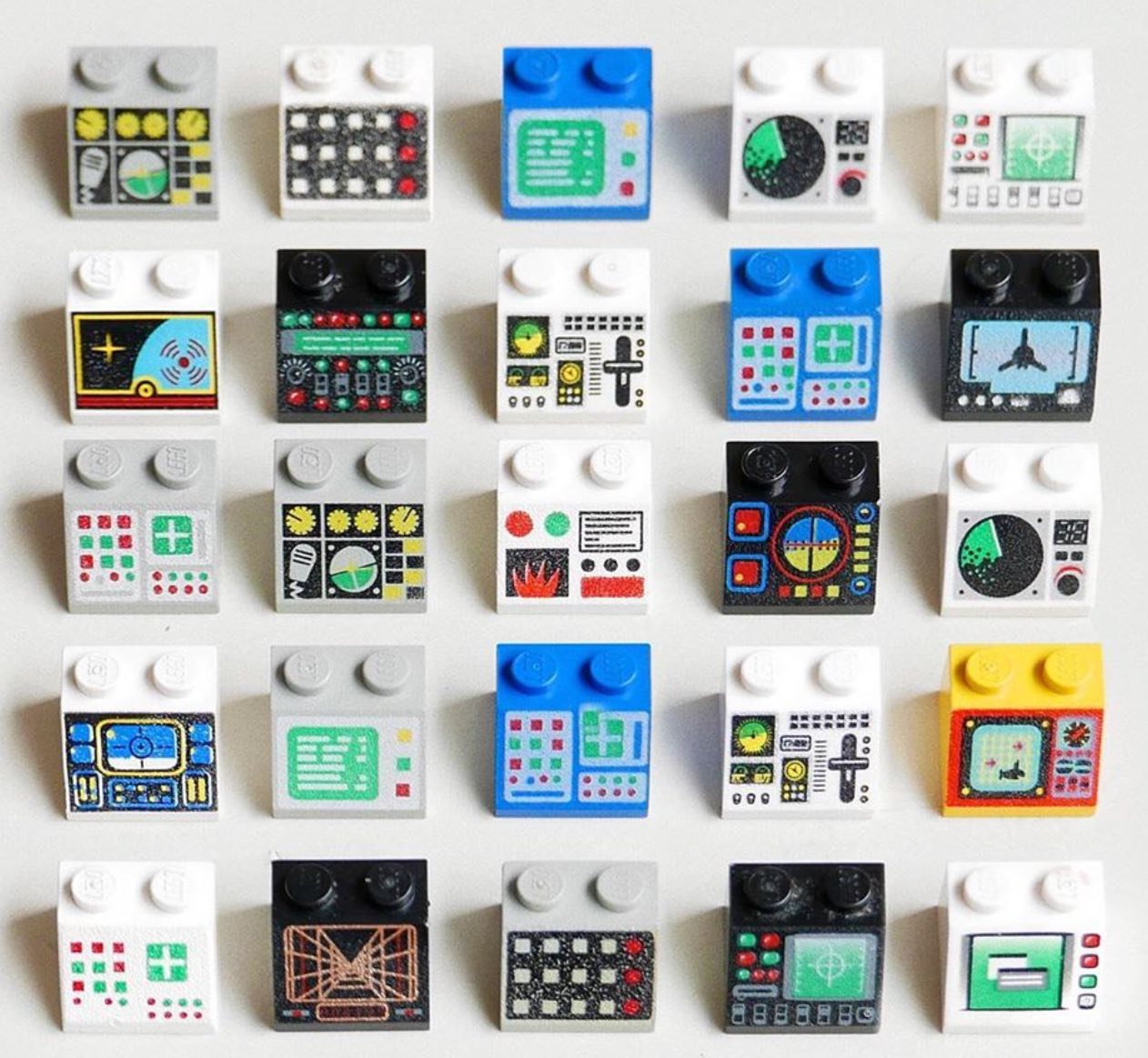 The various Lego computer interfaces